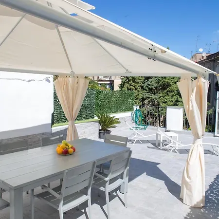 Vakantiehuis Holiday House Toto