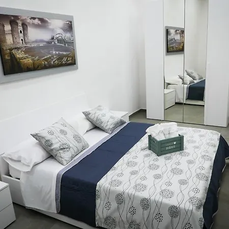 Holiday House Toto * Naples